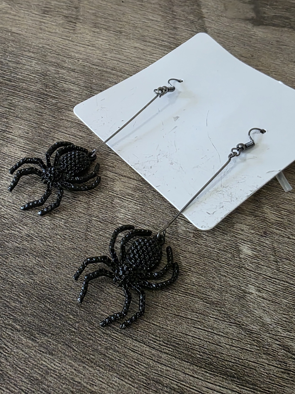 🕷 NEW Black Spider Drop Earrings